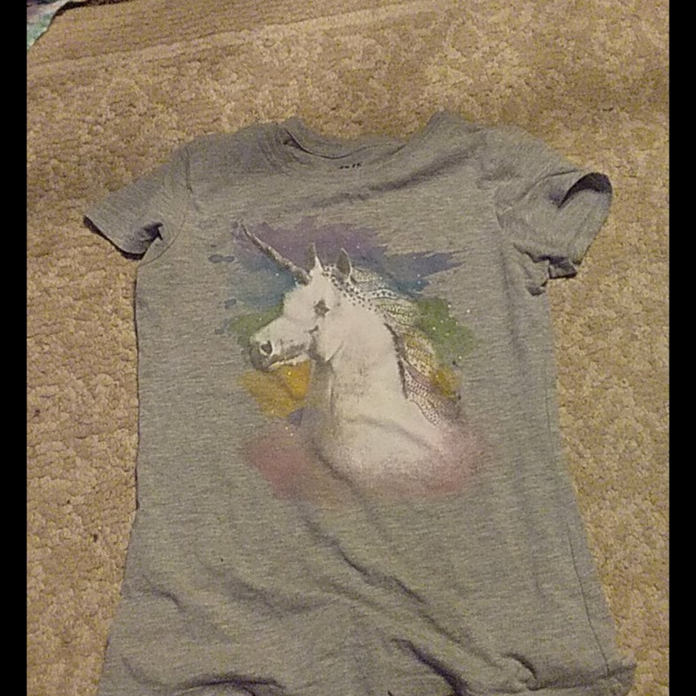 Cute unicorn shirt